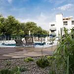 Nadmorskie Tarasy Park I Morze Z Garazem, Basen, Sauna, Jacuzzi דירה קולובז'ג
