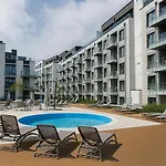 דירה Nadmorskie Tarasy Park I Morze Z Garazem, Basen, Sauna, Jacuzzi